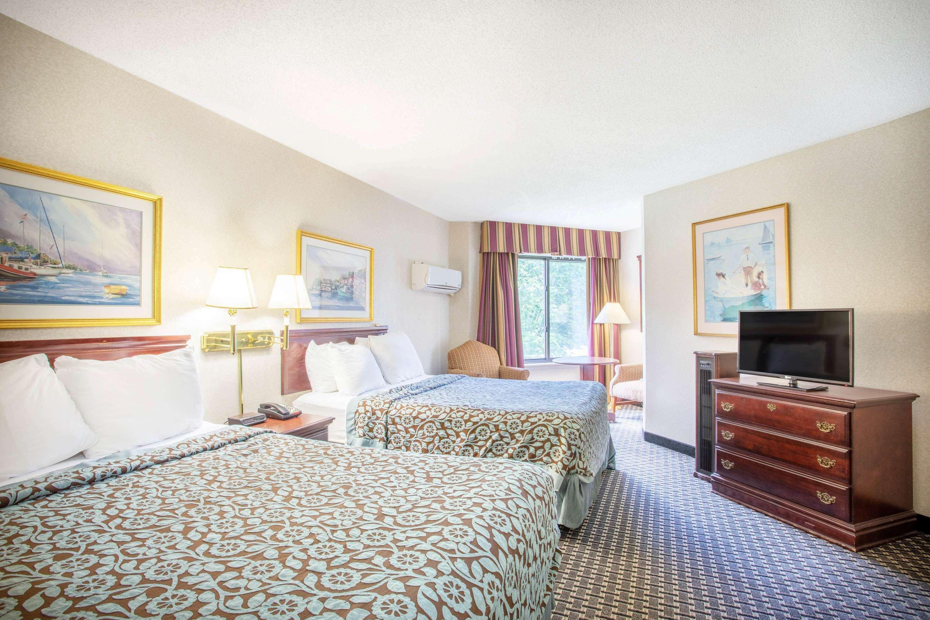 Spark By Hilton Mystic Groton Exterior foto