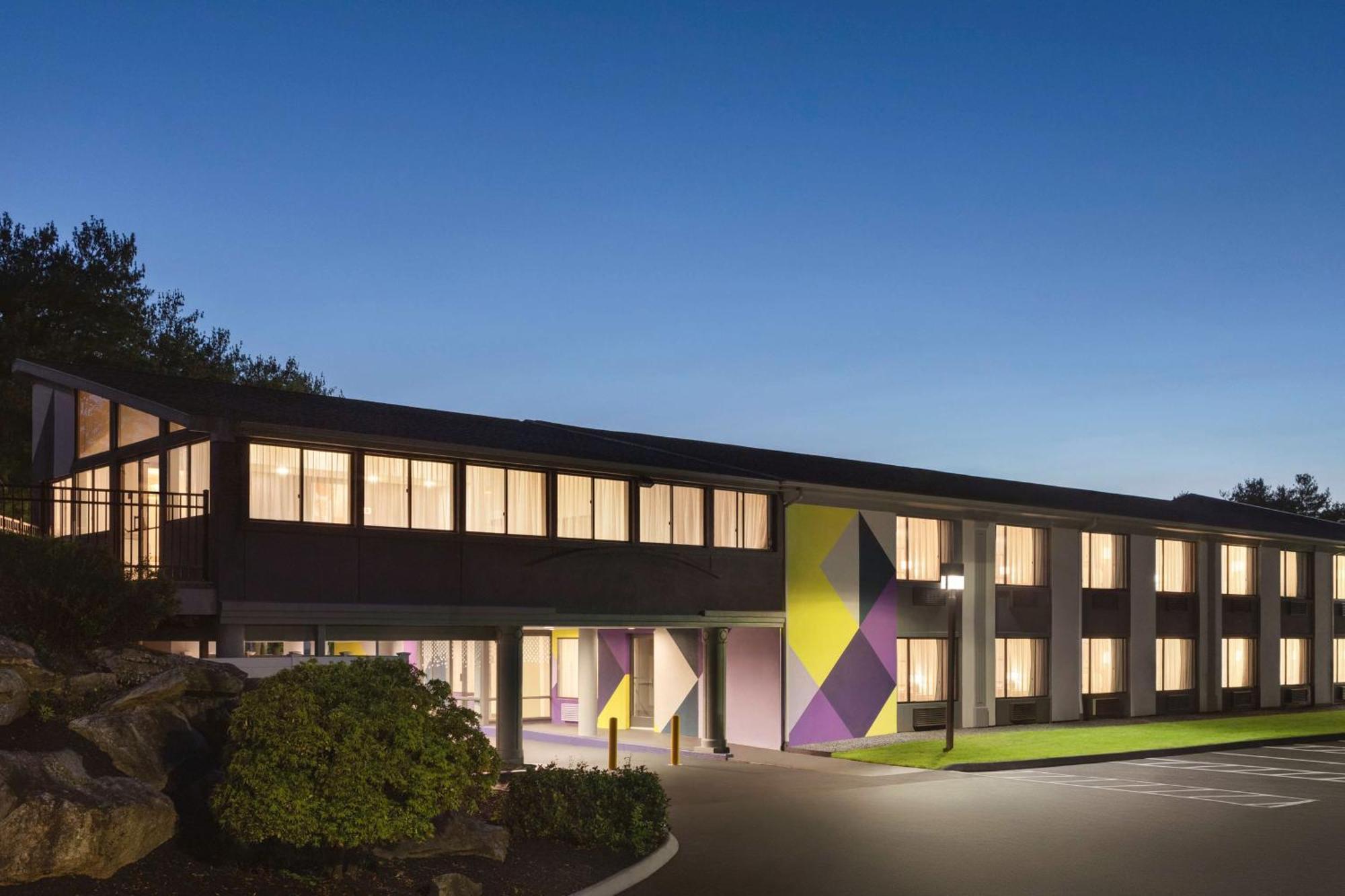 Spark By Hilton Mystic Groton Exterior foto